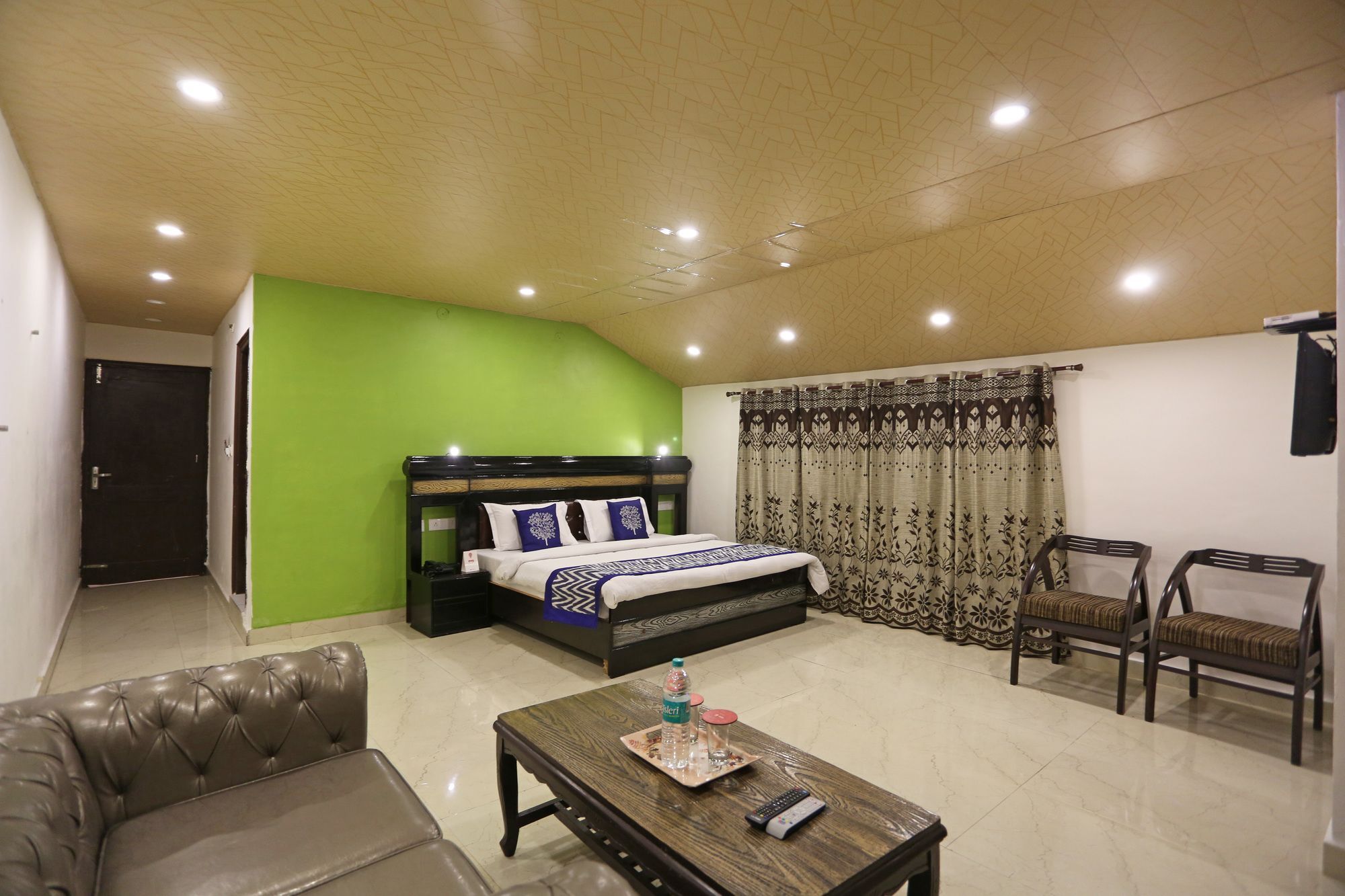 Hotel Oyo 6517 Satyam International Dalhousie Exterior foto